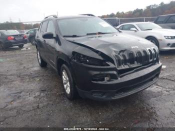  Salvage Jeep Cherokee