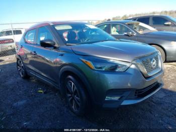  Salvage Nissan Kicks