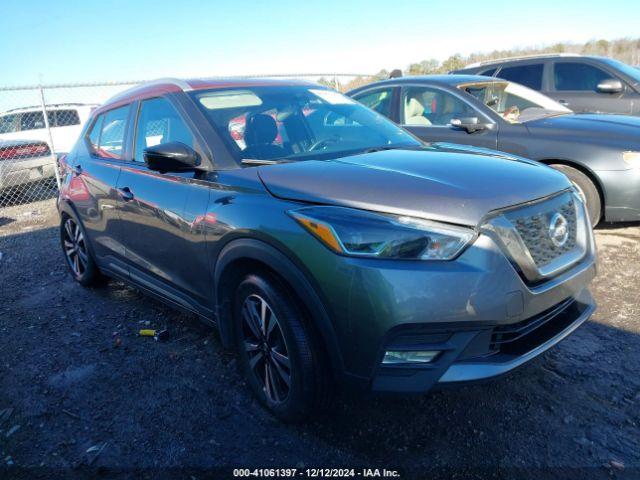  Salvage Nissan Kicks