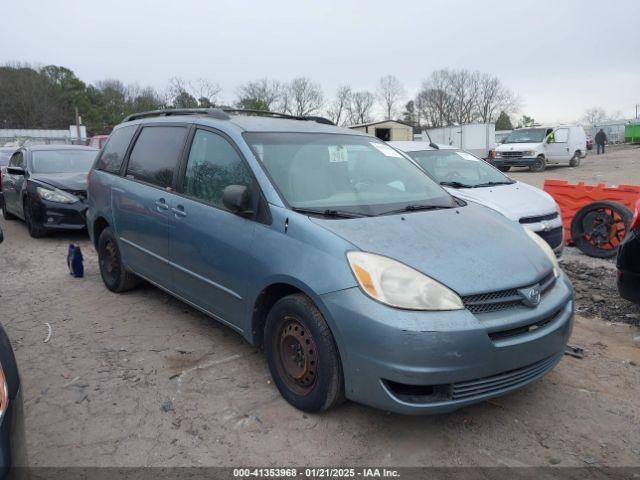  Salvage Toyota Sienna