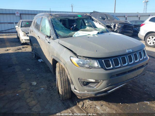  Salvage Jeep Compass