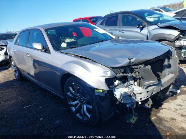  Salvage Chrysler 300