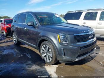  Salvage Kia Telluride