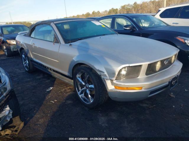  Salvage Ford Mustang