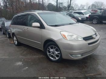  Salvage Toyota Sienna