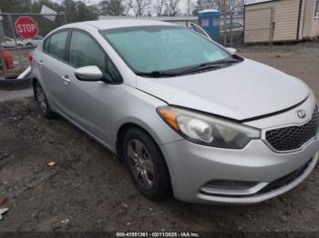  Salvage Kia Forte