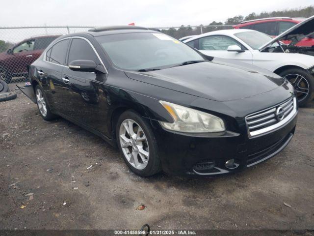  Salvage Nissan Maxima