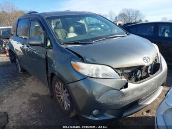  Salvage Toyota Sienna