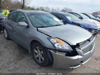  Salvage Nissan Altima