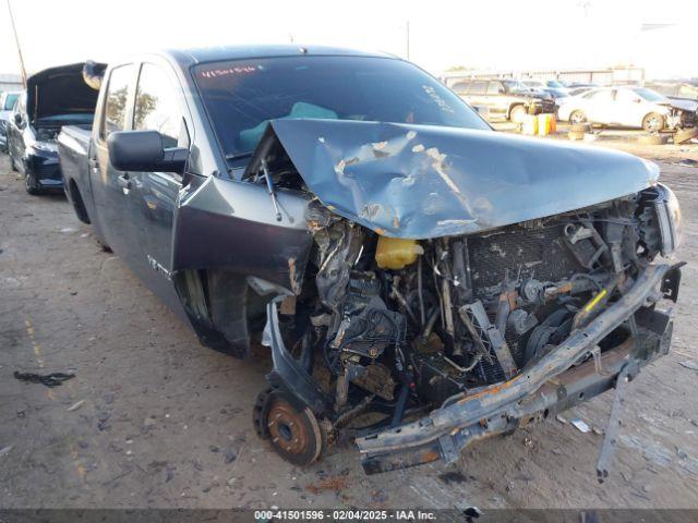  Salvage Nissan Titan