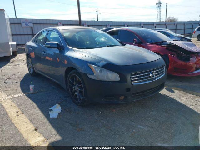  Salvage Nissan Maxima