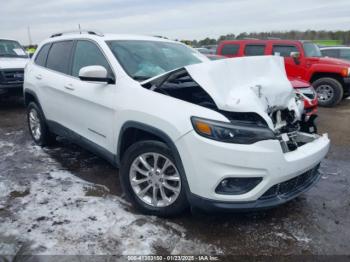  Salvage Jeep Cherokee