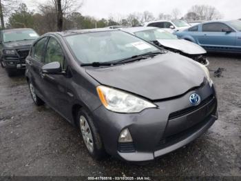  Salvage Toyota Prius c