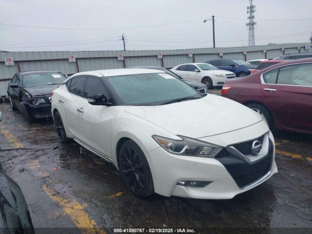  Salvage Nissan Maxima