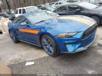  Salvage Ford Mustang