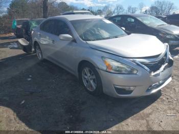  Salvage Nissan Altima