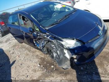  Salvage Toyota Prius