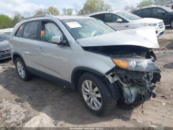  Salvage Kia Sorento