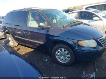  Salvage Chrysler Town & Country