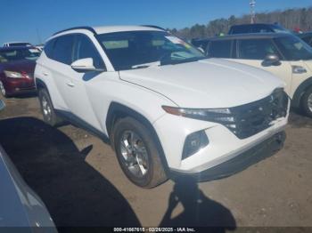  Salvage Hyundai TUCSON