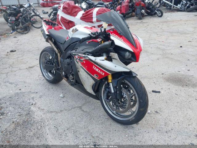  Salvage Yamaha Yzfr1