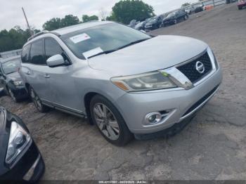  Salvage Nissan Pathfinder