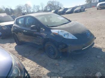  Salvage Nissan LEAF
