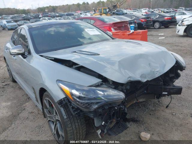  Salvage Kia Stinger