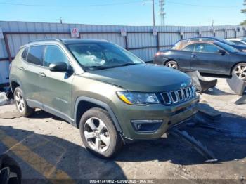  Salvage Jeep Compass