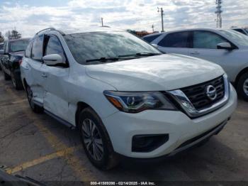  Salvage Nissan Pathfinder