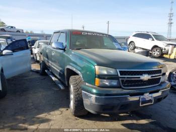  Salvage Chevrolet Silverado 1500