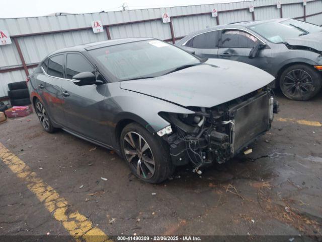  Salvage Nissan Maxima