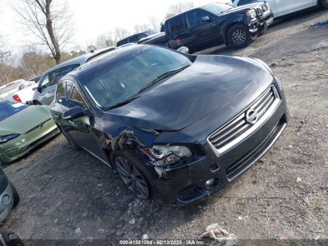  Salvage Nissan Maxima