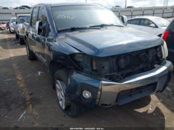  Salvage Nissan Titan