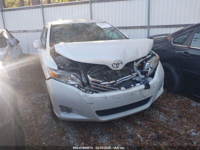  Salvage Toyota Venza