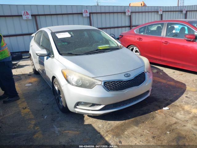 Salvage Kia Forte