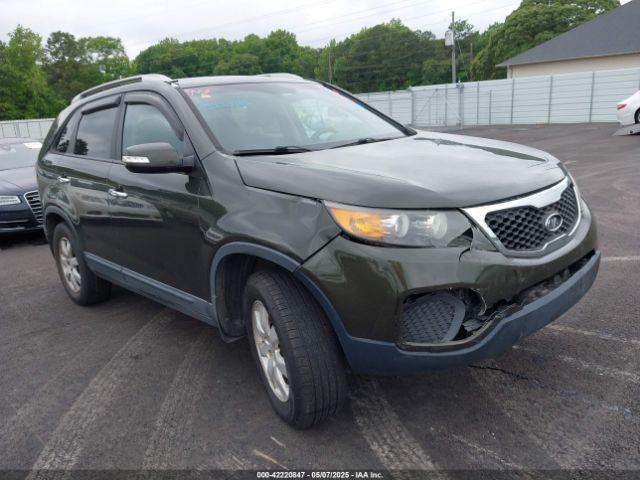  Salvage Kia Sorento