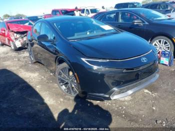  Salvage Toyota Prius