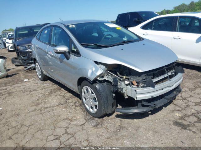  Salvage Ford Fiesta