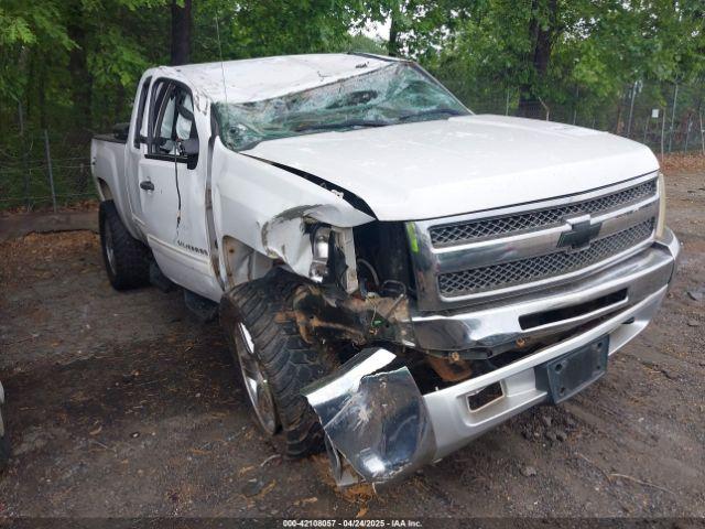  Salvage Chevrolet Silverado 1500