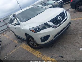 Salvage Nissan Pathfinder