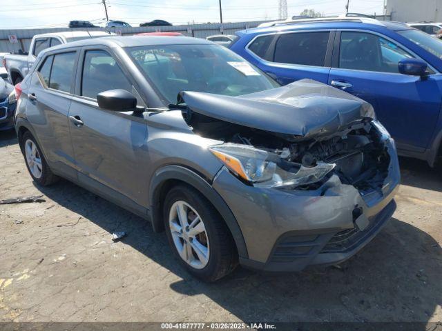  Salvage Nissan Kicks