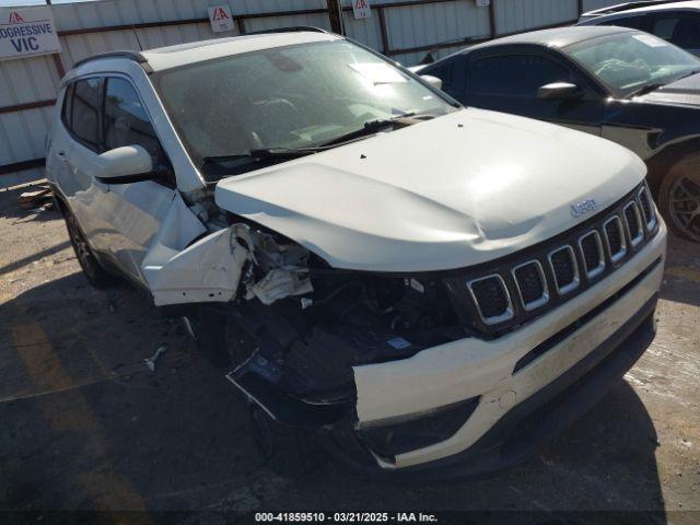  Salvage Jeep Compass