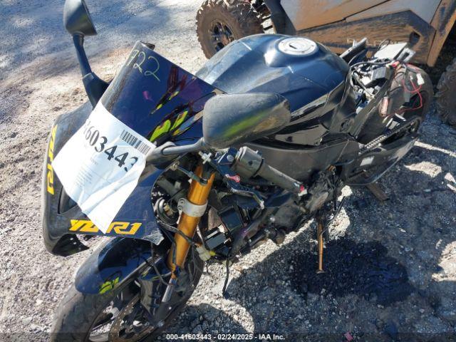  Salvage Yamaha Yzfr1