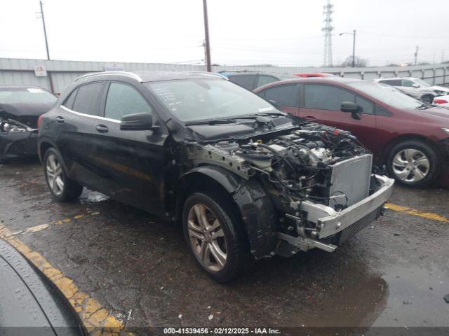  Salvage Mercedes-Benz GLA