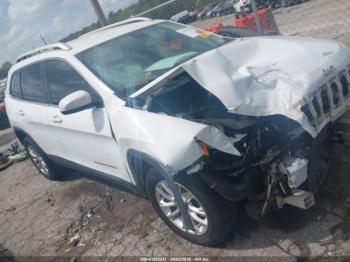  Salvage Jeep Cherokee