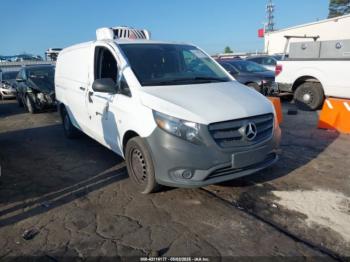  Salvage Mercedes-Benz Metris