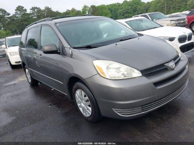  Salvage Toyota Sienna