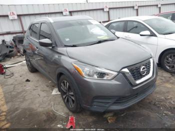 Salvage Nissan Kicks