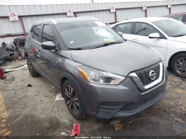  Salvage Nissan Kicks